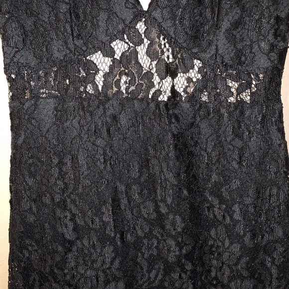 Lulus Black Lace Midi Dress - Picture 4 of 6